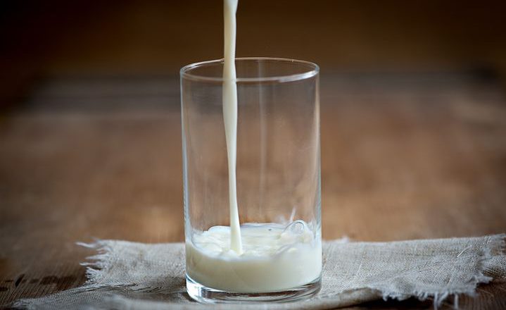 Asociarse para producir leche: ¿una opción para los tambos chicos?